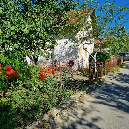 Nura * Bihać